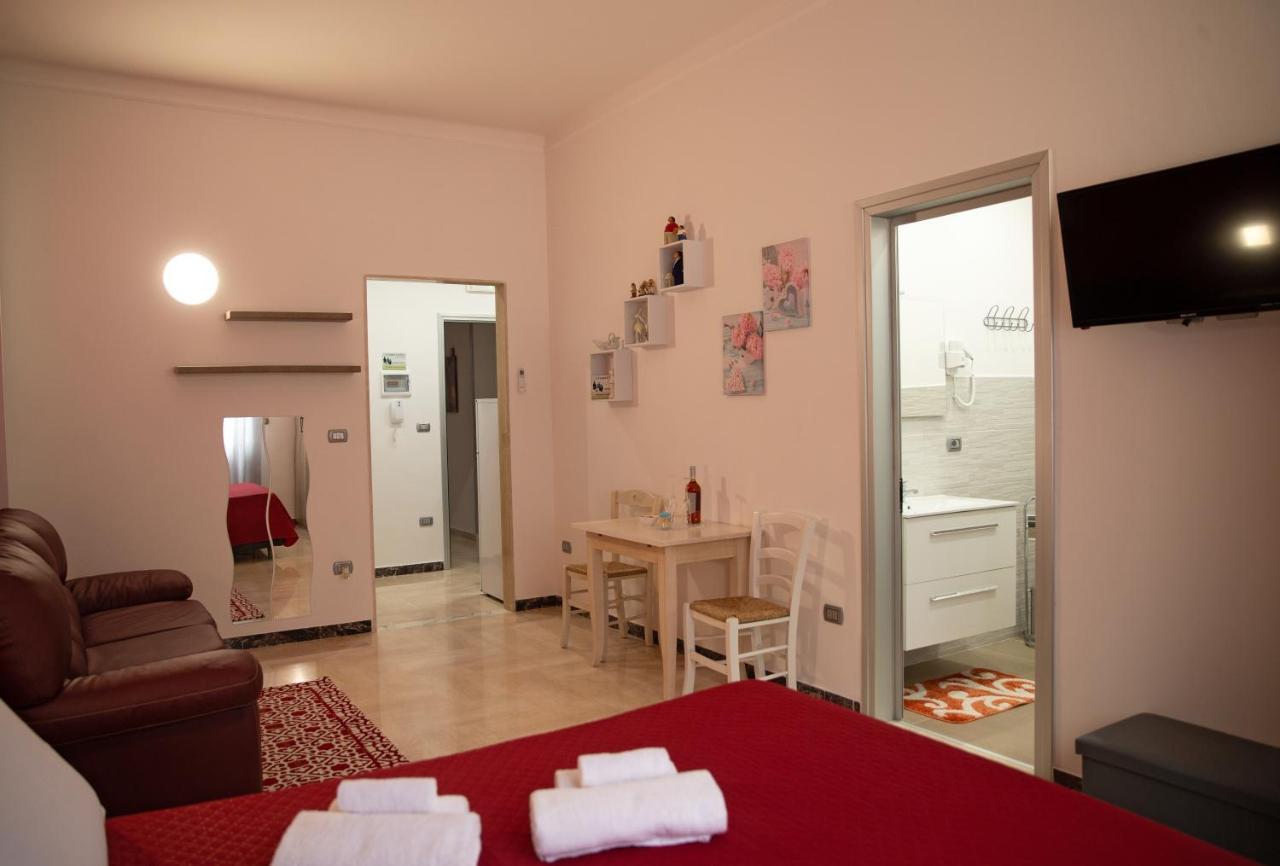 Appartement Li Cumpari Salentini à Lecce Extérieur photo