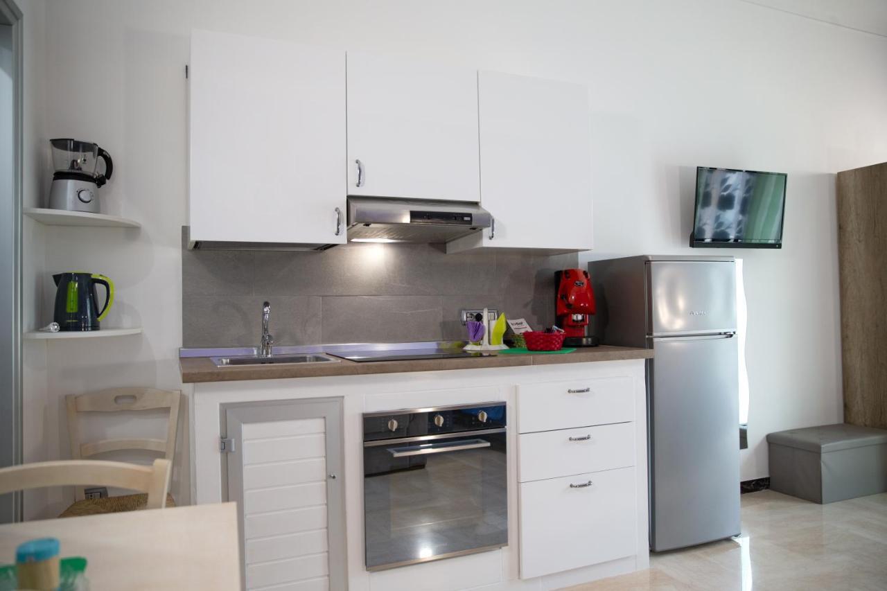 Appartement Li Cumpari Salentini à Lecce Extérieur photo