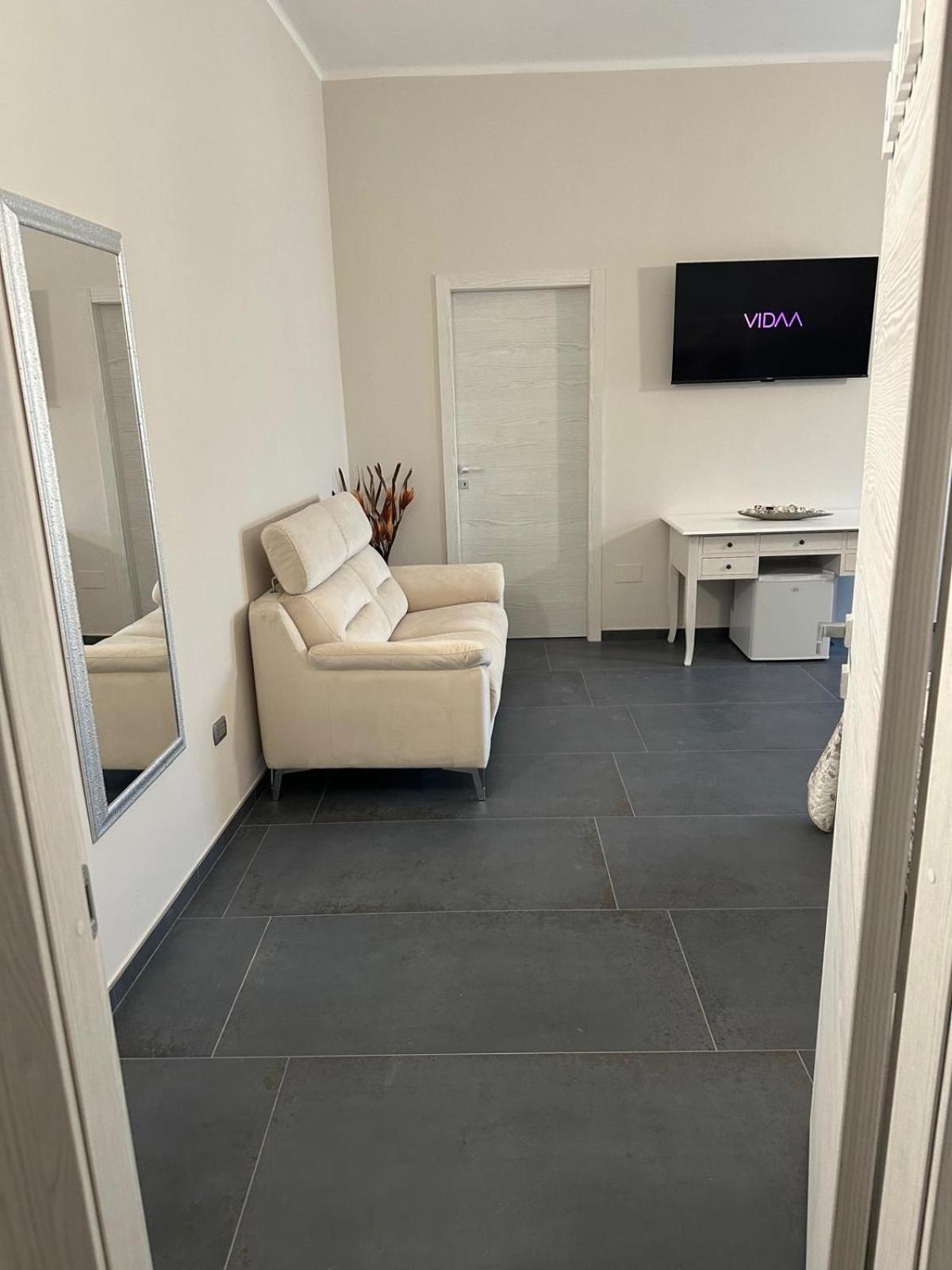 Appartement Li Cumpari Salentini à Lecce Extérieur photo