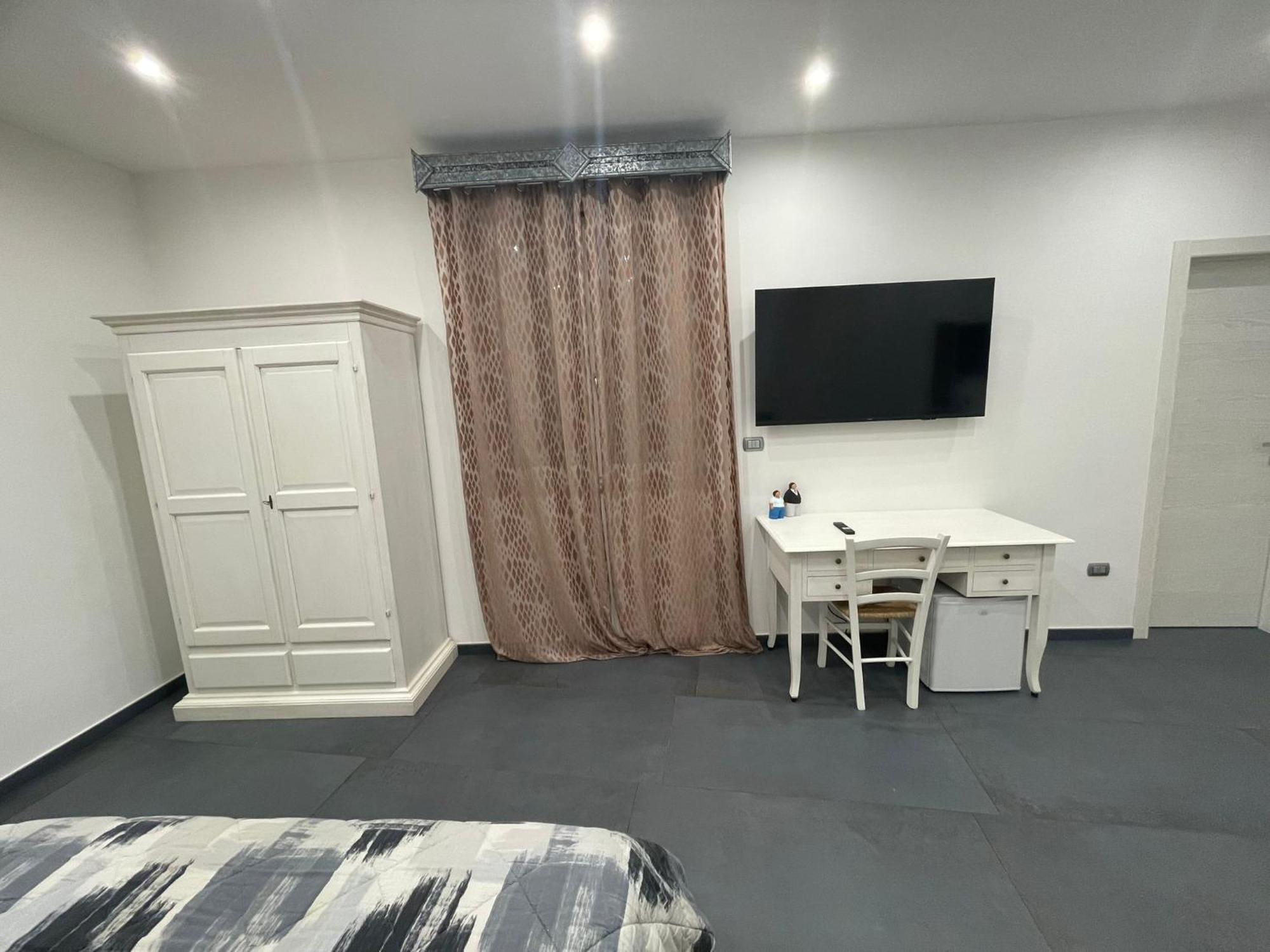 Appartement Li Cumpari Salentini à Lecce Extérieur photo